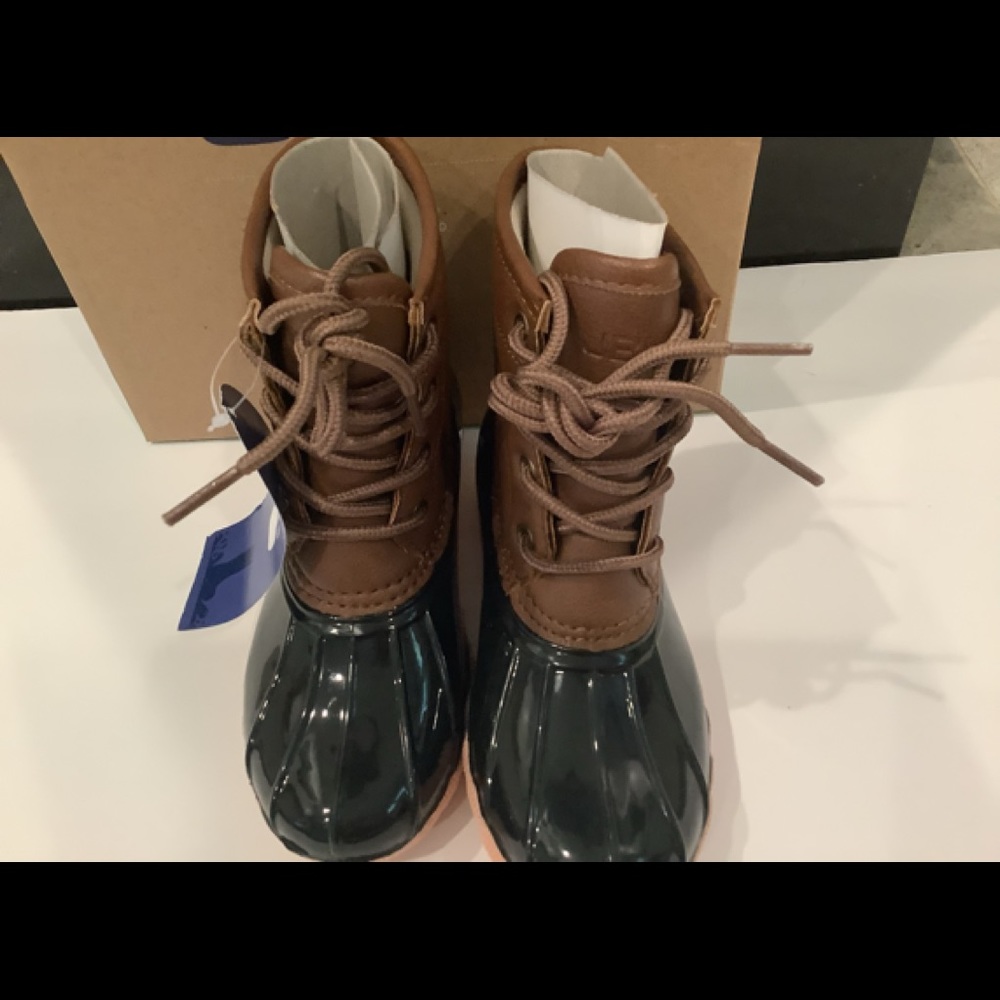 JBU Little girls Maplewood  casual Navy/Blue duck boots girls size 12
